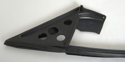 Genuine BMW E36 Window channel guide rubber. Passenger 51321977684 - Picture 7 of 8