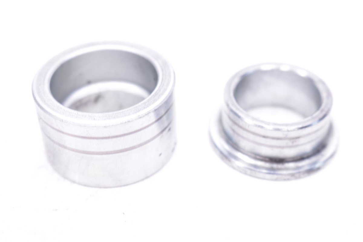 21 19-22 KAWASAKI ZX6R ZX636 ZX6 ZX 6R 636 OEM REAR WHEEL SPACERS
