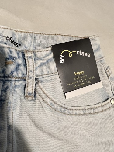 Art Class Girl's Sz 10 High Rise Baggy Relaxed Hip Straight Leg Jeans Light Wash - Picture 3 of 6