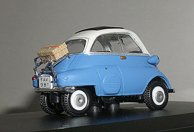 Bmw isetta cararama