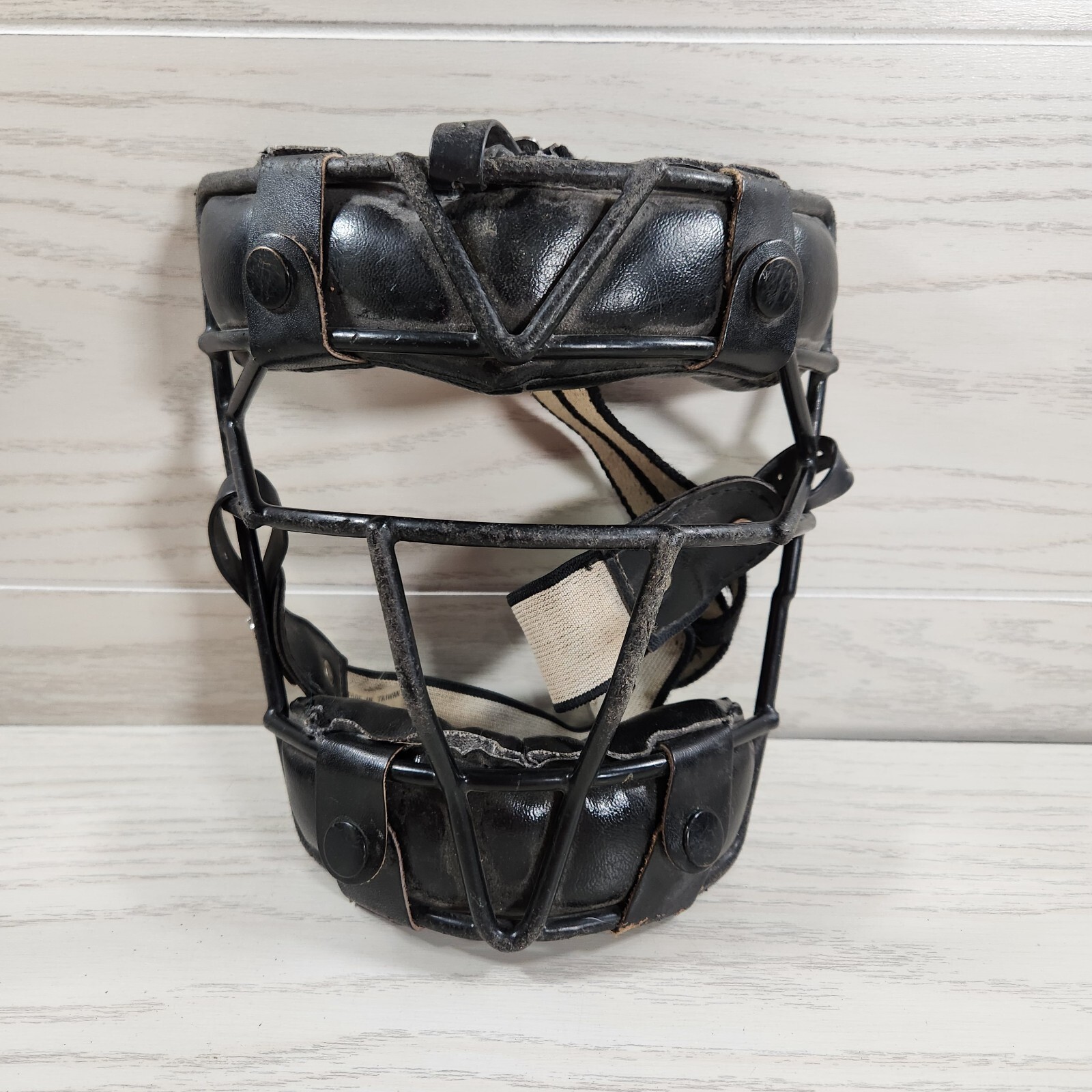 TP Sports Umpire Catchers Mask Baseball Gem