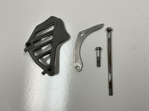 1998 1999 HONDA CR 125 R CR125 Sprocket Cover Chain Guard Case Saver Genuine OEM