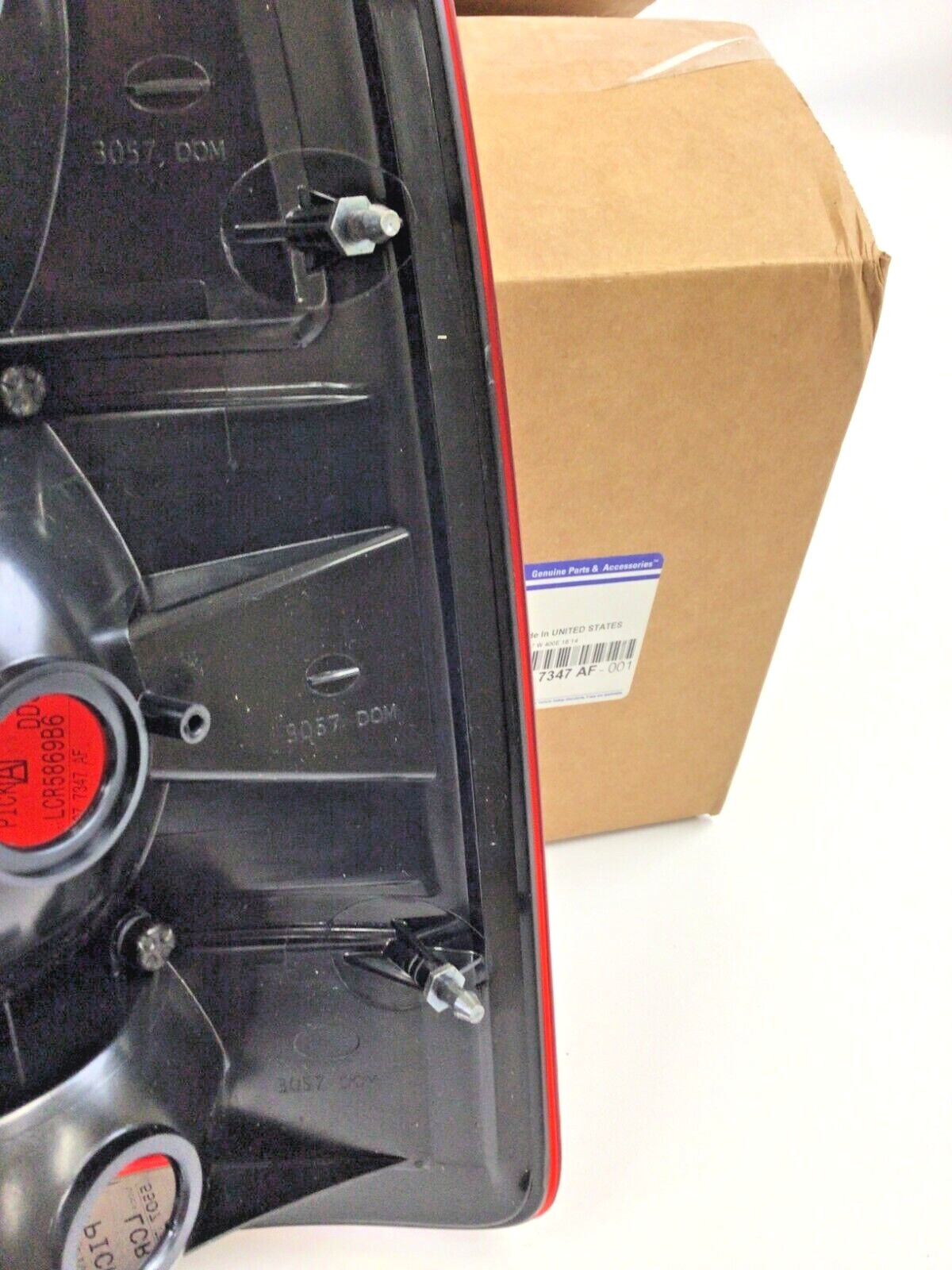 Ram 2500 Led Headlights Oem New MOPAR Driver Side Tail Light Assembly For Dodge RAM 1500 2500 3500 | Left Side | OEM Replacement 2021 Ram 2500 Tail Lights - Foto 2