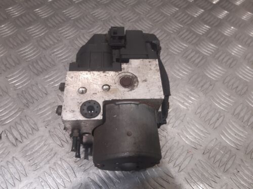 2003 TOYOTA YARIS MK1 ABS PUMP & MODULE 44510-0D010 / 0265216852 - Picture 1 of 3