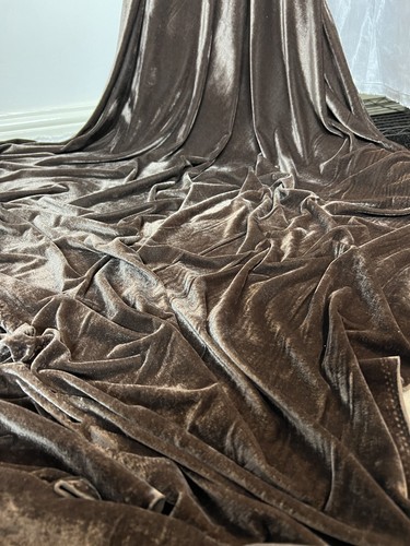 1 METER TAUPE BROWN LUXURY SOFT VELOUR VELVET FABRIC 58" WIDE - Picture 5 of 9