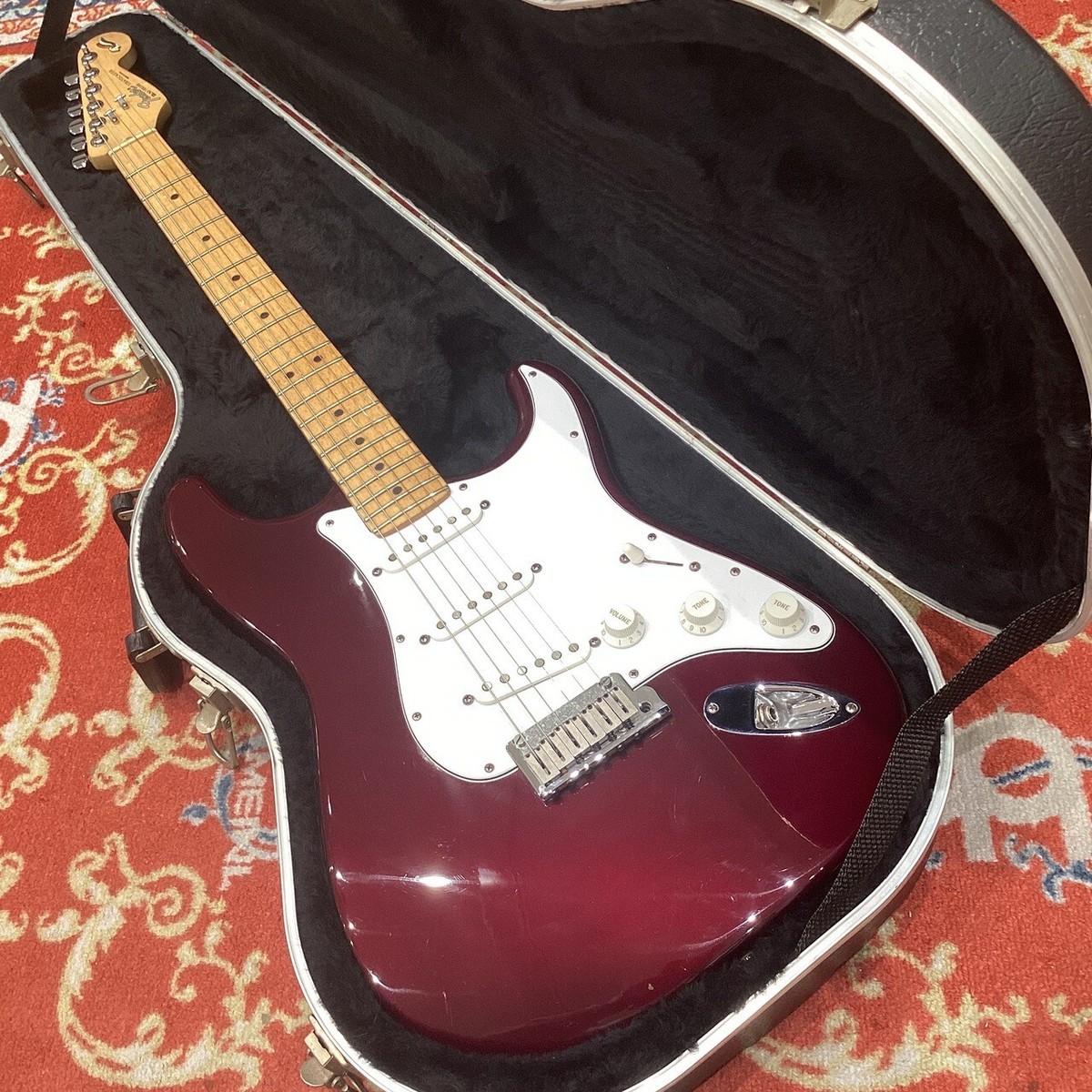 Fender] 40th Anniversary Stratocaster Red USA 1994 Solid Body