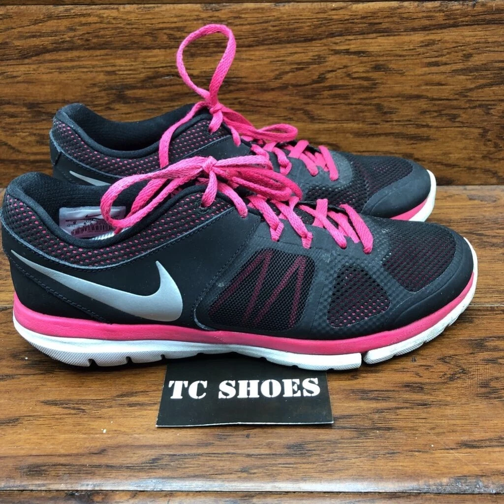 Nike womens running shoes pink and black sale