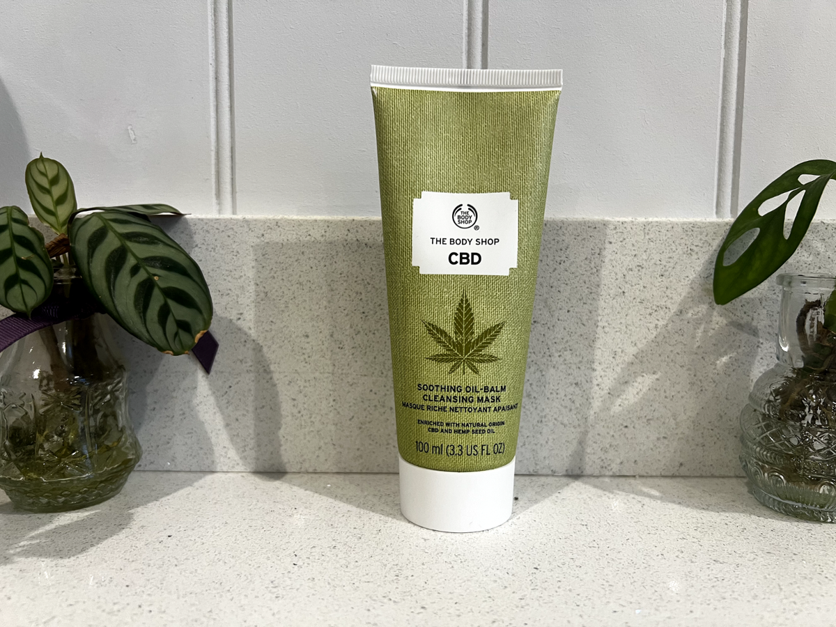 THE BODY SHOP CBD Soothing Oil Balm Cleansing Mask 100 Ml | Beruhigende Gesichtsmaske Mit CBD | Für Empfindliche Haut | Tiefenreinigung & Komfort