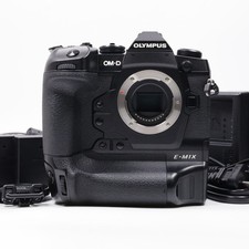 Olympus OM-D E-M1X Mirrorless Camera Body (Sh...