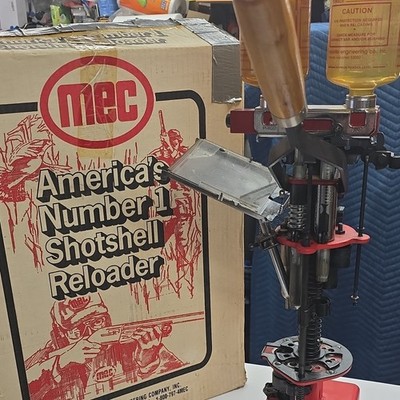 12 GAUGE MEC 8567 Grabber Progressive Shotshell Reload Press with Original Box