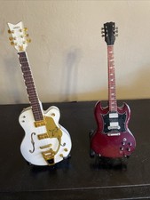 Miniature Guitar Set