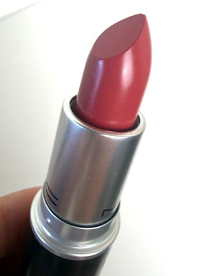 MAC Amplified lipstick -color BRICK-O-LA -discontinued, rare