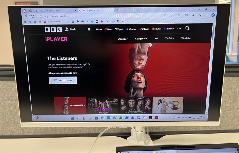 Samsung LS27AM501NU 27" Full HD Smart Monitor - 8ms, VA, Speakers, White - Image 4 of 4