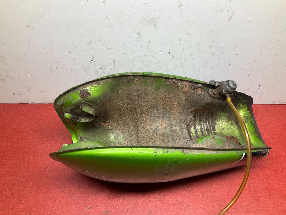 KAWASAKI ガソリンタンク KS125 1974 74 KAWASAKI KS125 KS 125 GAS FUEL TANK | eBay