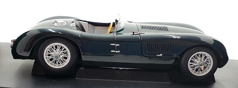 AutoArt 1/18 Scale Diecast 73500 - Jaguar C Type -Green - Image 3 of 4