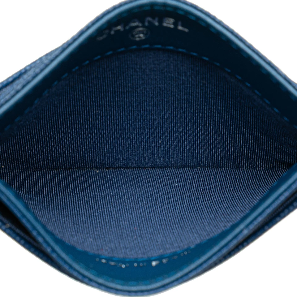 Portatarjetas Chanel CC de cuero azul caviar autenticado Foto 4 de 4