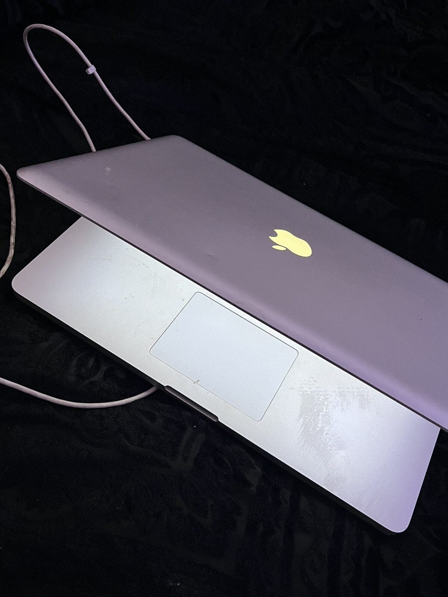 Apple MacBook Pro (15.4-Inch, Mid 2010) Core i7 2.66GHz 8GB Apple MacBook Pro (15.4-Inch, Mid 2010) Core i7 2.66GHz 8GB