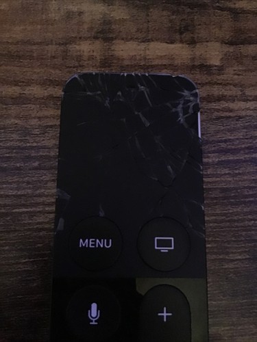 Apple TV Remote for A1513 4th Generation - Cracked For Parts or Repair - Picture 2 of 4