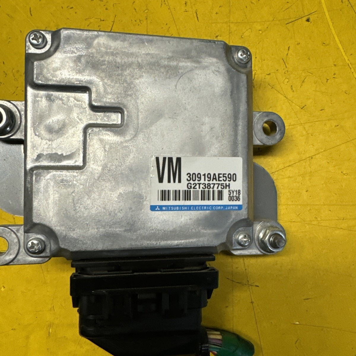 ユラリオ SRIXON ZXiU Utility Irons – Lefties Only Golf Shop