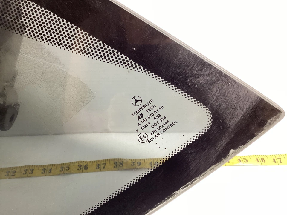 1998-2005 Mercedes-Benz ML320 ML55 Rear Left Driver Quarter Glass 1636700350 OEM - Image 2 of 4