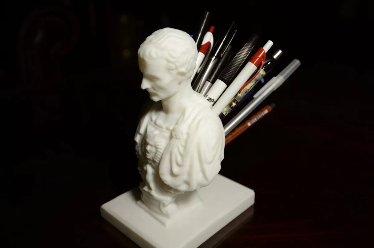 Julius Caesar Pen Holder and Pencil Holder Desktop Organizer Stabbed In The Back