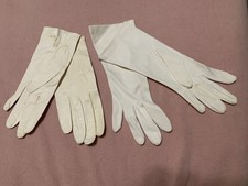 Vintage leather 2 pair white gloves Small