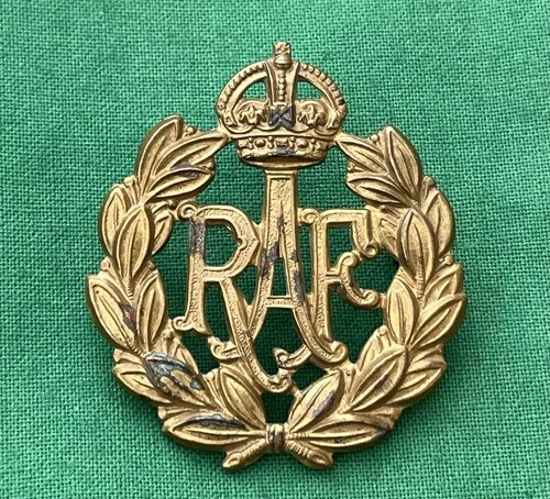 The Royal Air Force "RAF" ~ Genuine WW2 British Military Cap Badge...