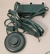 READ DESCRIPTION Santa's Best Christmas Tree Remote Receiver 64R5-1601B1P