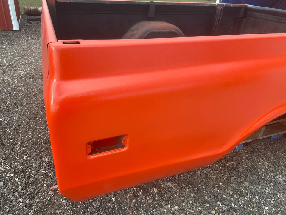 Capa y activador transparente de uretano Summit Racing™ de sólidos medios 2K - 1 galón Foto 4 de 4