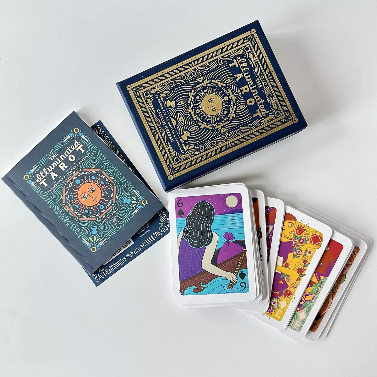 The Illuminated Tarot: 53 Cards for Divination & Gameplay (The Illuminated  Art Series)