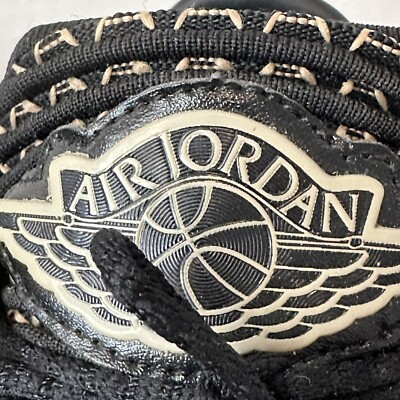 Nike Air Jordan XXXII Low AH-3347-021 Black/Metallic/Gold  display picture 2