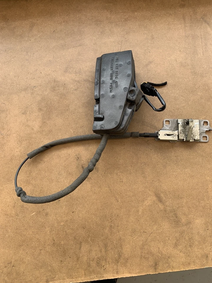 Actuador de cierre de maletero Audi A8 Quattro 2007-2009 S8 2004-2010 4E0827383C OEM Foto 3 de 4