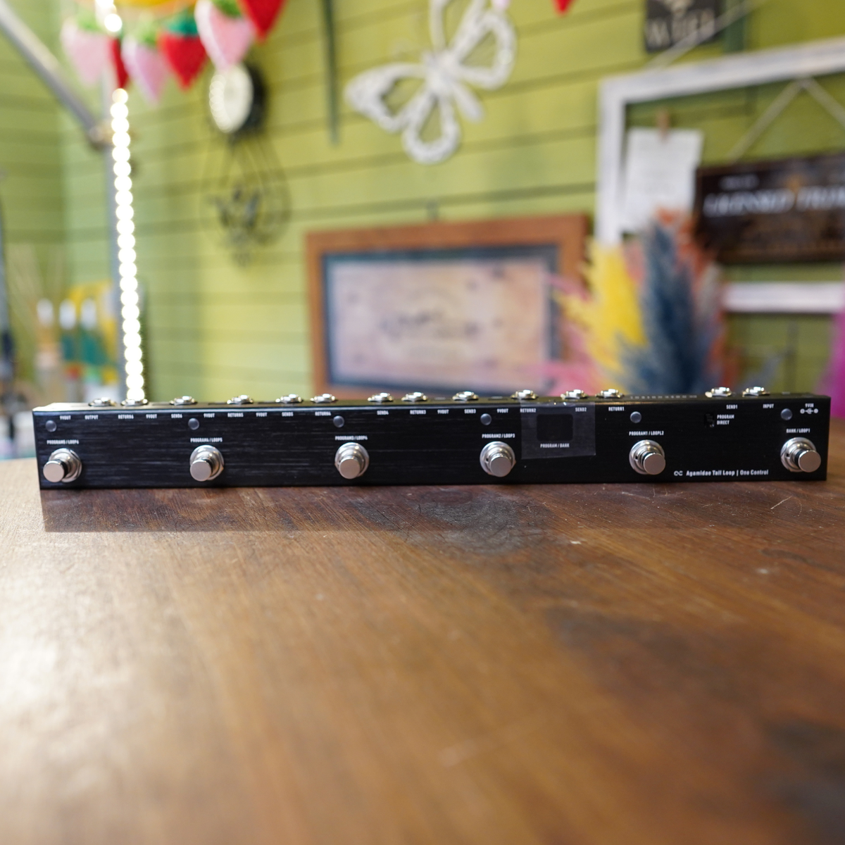 One Control Agamidae Tail Loop Programmable Switcher Guitar