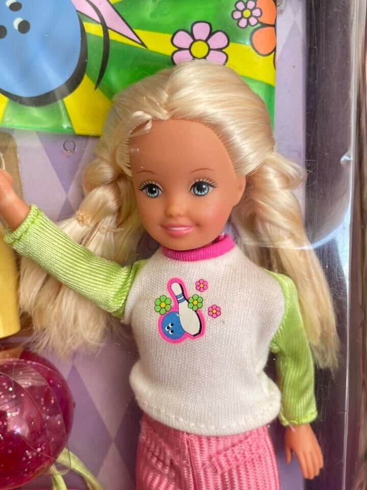 Barbie Bowling party Stacey 22013 NEW Mattel 1998 | eBay Barbie Bowling party Stacey 22013 NEW Mattel 1998 | eBay