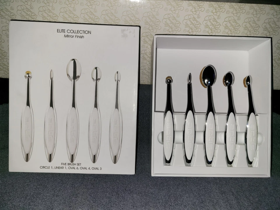 Pinceles de Maquillaje Colección Artis Elite Acabado Espejo, Juego de 5 Piezas Foto 2 de 4