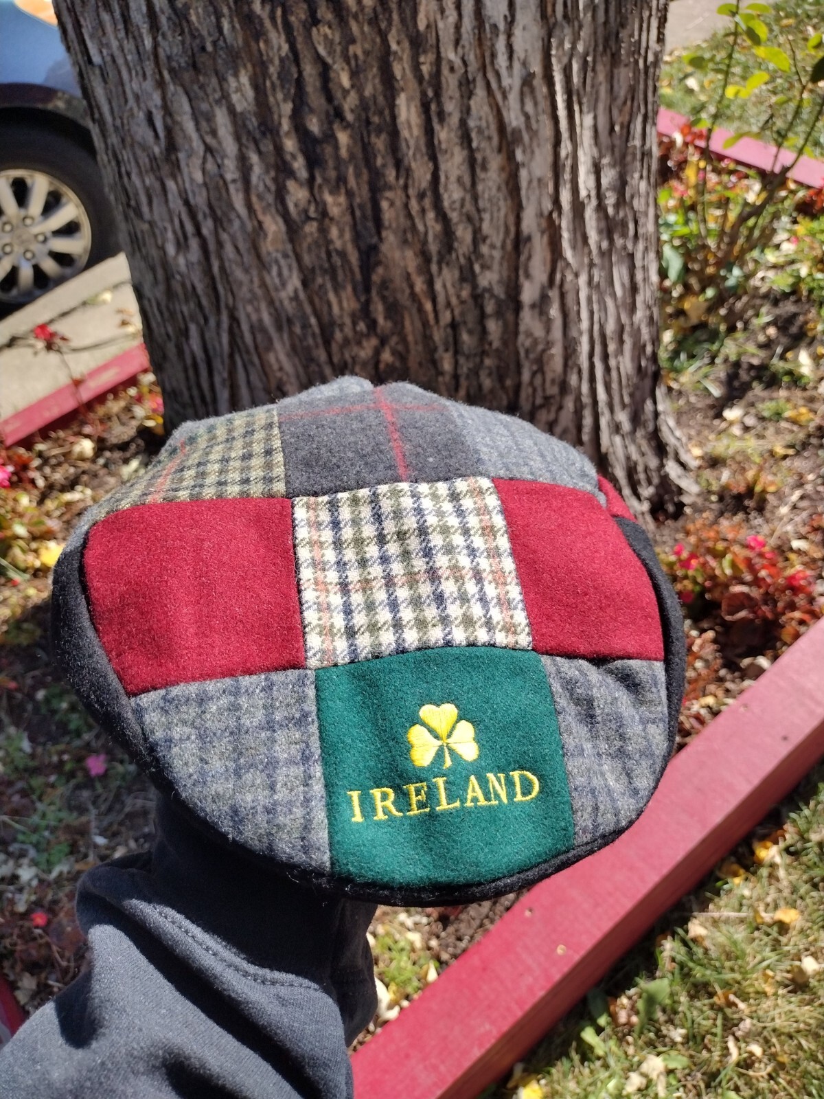 Ireland Embroidered Flat Cap Patchwork  Tweed Pla… - image 1