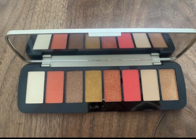 MakeUp Revolution Making An Entrance Shadow Palette Vegan Neu in OVP