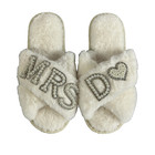 Wedding Bride "Mrs. D" Ivory Cream Furry Slip On Slippers Pearls size 38 39/8-9 — photo 1