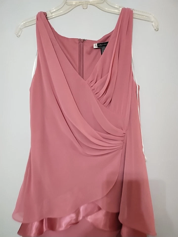 Women's Js Boutique Size 10 Gorgeous Pink Satin Ruffled Gown - Image 3 of 4