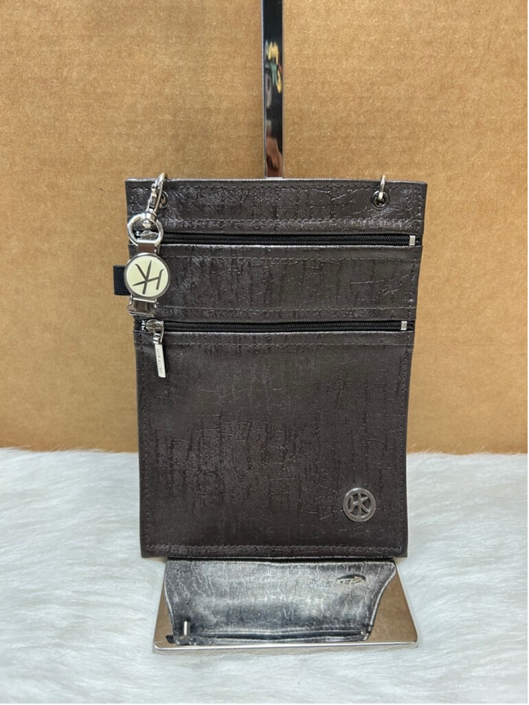 HIP KLIP Vegan Leather Travel Everyday Waist Pocket Wallet Pebbled Finish