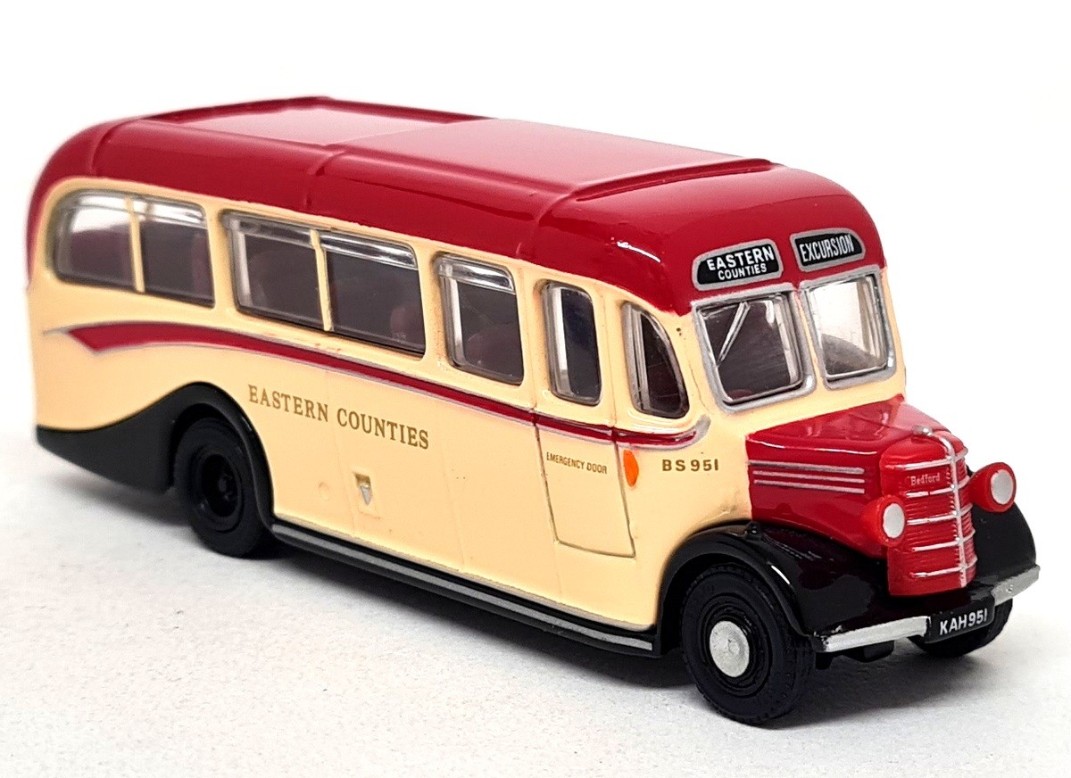 EFE 1/76 Bedford OB Coach Eastern Counties 20105 Diecast Model Bus