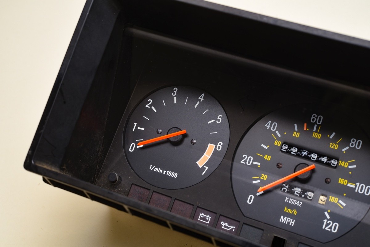 1982-1993 Volvo Tachometer Gauge Cluster Speedometer OEM #4513EM