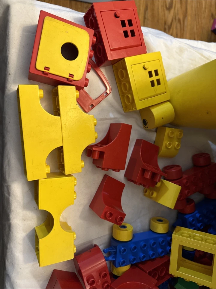 VTG 1998 Lego DUPLO Lap table Portable Desk STORAGE BINS 25x13x12 W/300+ PCS - Image 3 of 4