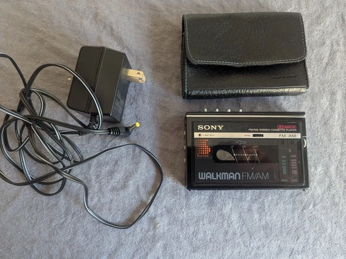 Near Mint Sony Walkman WM-F10II Stereo Cassette Player WM-F10 II AM/FM Radio