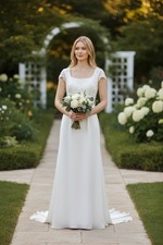 MORI LEE WEDDING DRESS WITH SCARF SIZE 6 SALE AS IS