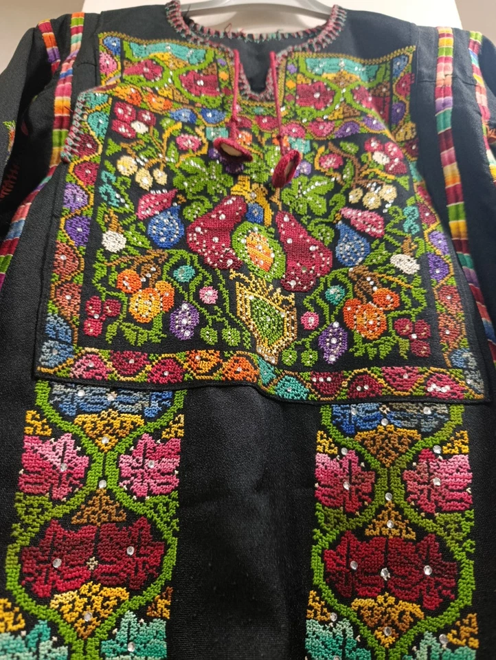 Vintage Hecho a Mano Bordado Tatreez Thobe Heritage Palestino Jordania Thob - Imagen 2 de 4