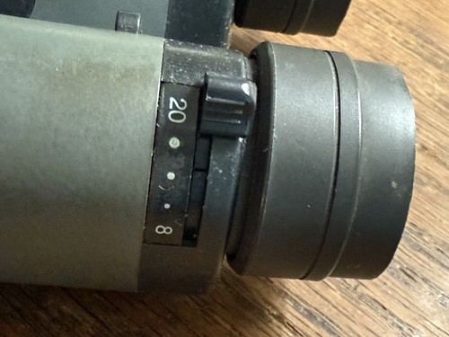 TASCO FUTURA LE BINOCULARS 8x10x25mm Zoom Made In Japan W/ Zipped Case - Picture 11 of 13