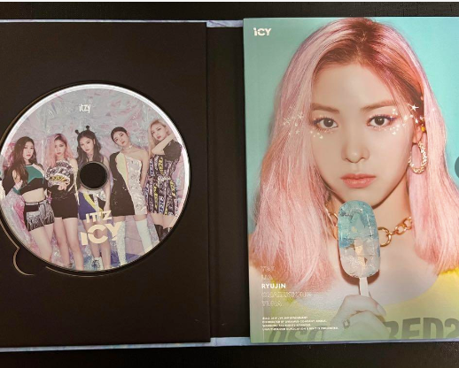 ITZY YEJI Sign Album ICY Korea Idol singer CD MIDZY JYP