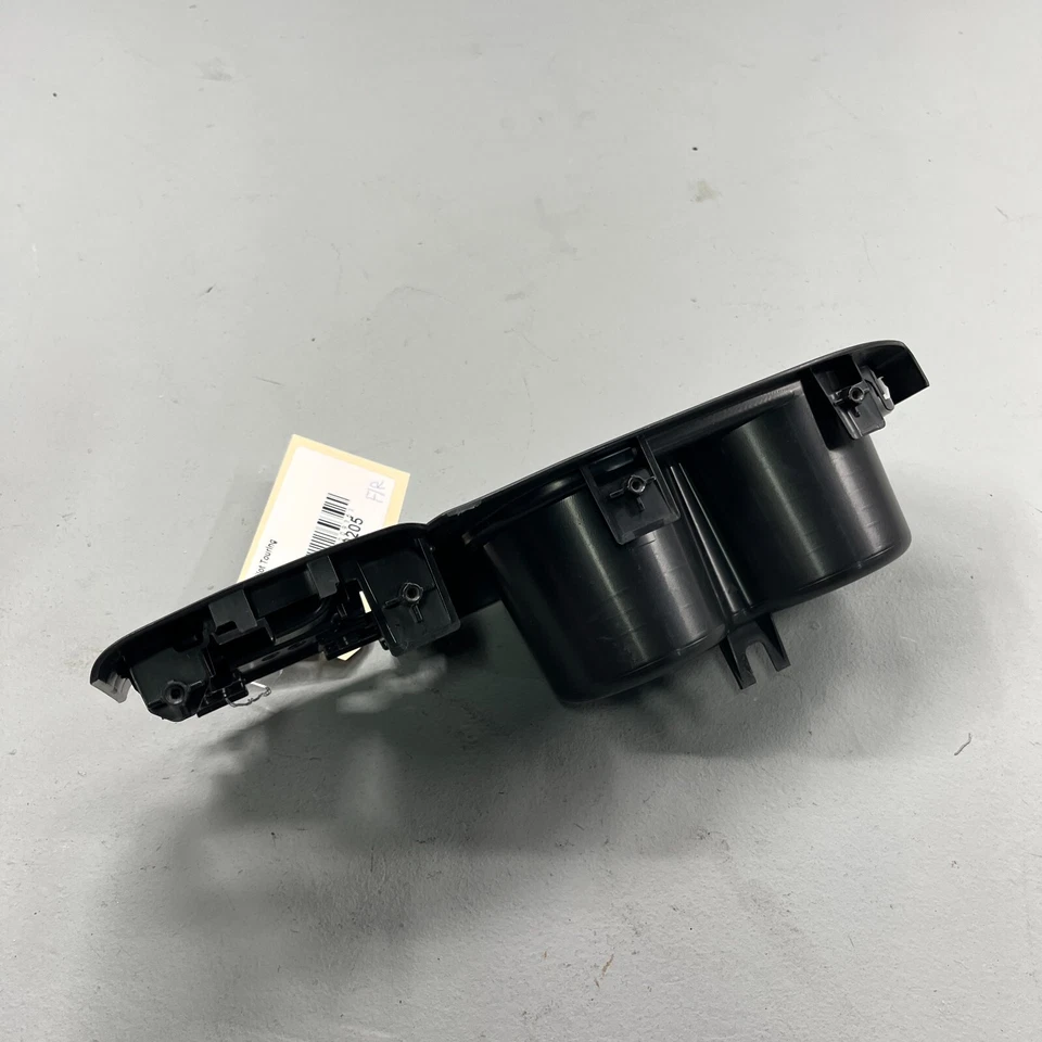 2016-21 年本田飞行员后乘客门支架杯架和 SWICTH 面板 原始设备制造商 — 第 4/4 张图片