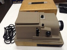 Vintage Revere P-888 Slide Projector Powers On 